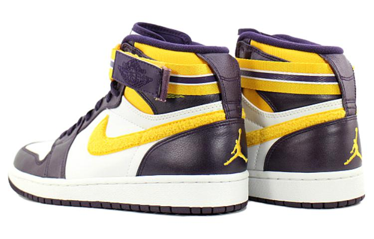 Мужские кроссовки Jordan Air Jordan 1 Varsity Maize (бело-фиолетовые) — фото 3