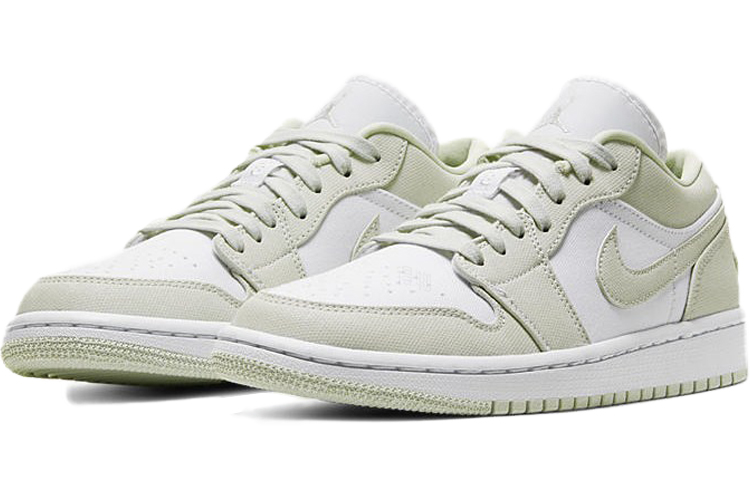 Женские кроссовки Jordan Air Jordan 1 Low (белый) — Белыйзелёный — фото 3