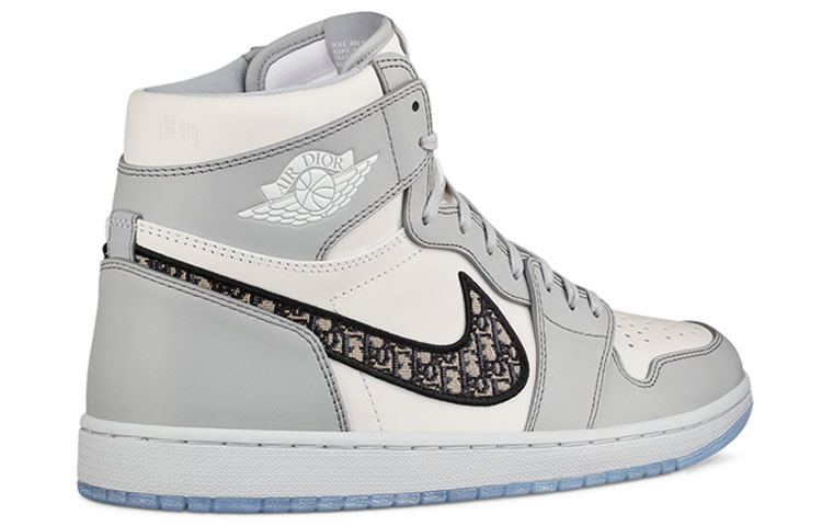 Кеды Dior x Jordan Air Jordan 1 High Og 'White Wolf Grey' (бело-серый) — фото 3