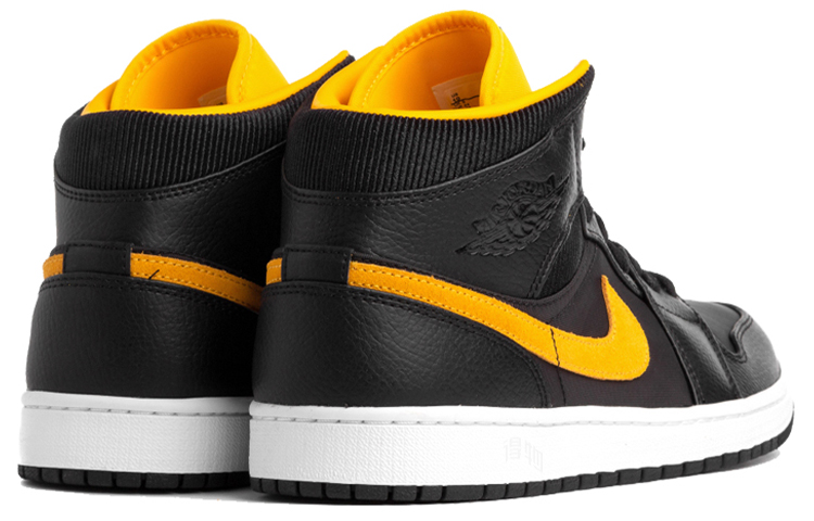 Кроссовки Jordan Air Jordan 1 Mid SE (черно-золотые) — фото 3