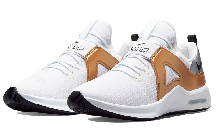 Женские кроссовки Nike Air Max Bella TR (бело-золотые) — Белый / золотой — фото 3