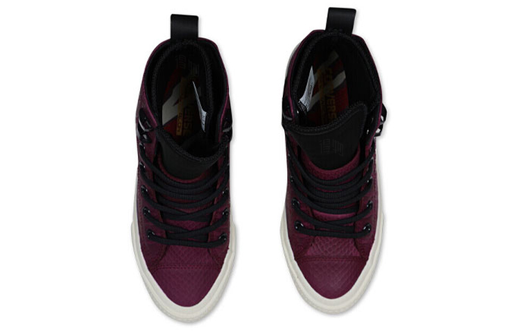 Женские кеды Converse Chuck Taylor All Star Ctas Wp Boot Hi (бордовые) — 黑/酒红 — фото 4