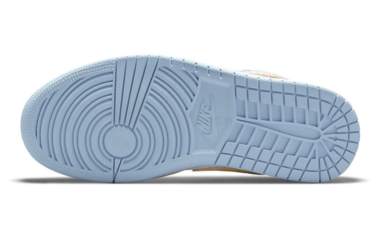 Женские кроссовки Jordan Air Jordan 1 low se"white sesame" (белый / розовый / желтый) — Белый / розовый / жёлтый — фото 6