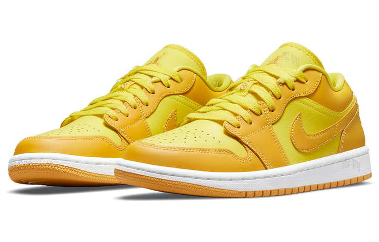 Женские кроссовки Jordan Air Jordan 1 Low (желтые) — Золотойжёлтый — фото 3