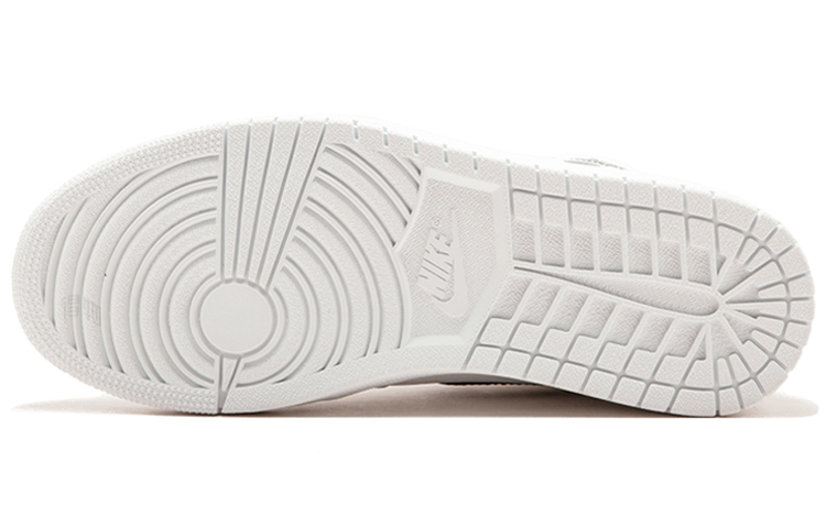 Мужские кроссовки Jordan Air Jordan 1 Retro Yin Yang (черно-белая) — Белый / чёрный — фото 5