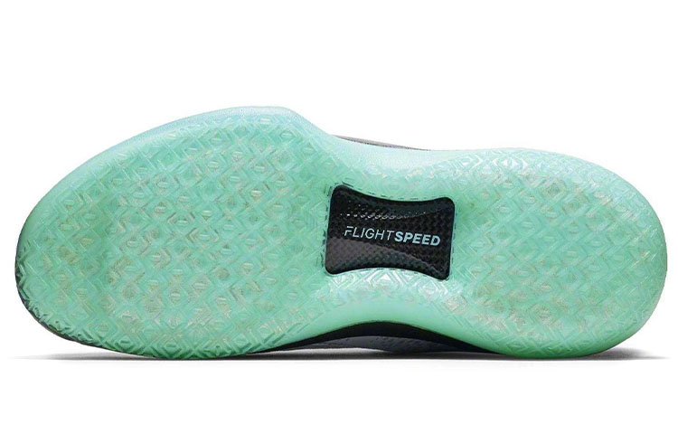 Мужские кроссовки Jordan Air Jordan 32 Low Guo Ailun PE OG (белый / черный / серебристый) — Белый / чёрный / серебристый — фото 6