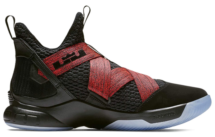 Мужские кроссовки Nike zoom soldier 12 (черно-красные) — фото 2