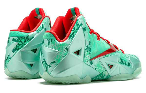 Мужские кроссовки Nike Lebron 11 Christmas OG (зеленые) — 荧光绿/浅红/绿 — фото 3