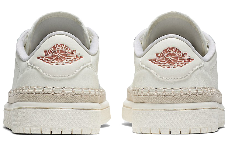 Женские кроссовки Jordan Air Jordan 1 Retro Low "No Swoosh" (белые) — фото 5