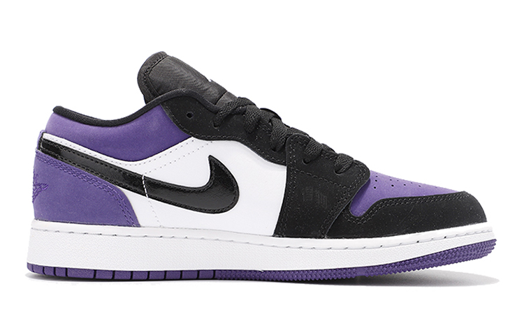 Женские кроссовки Jordan Air Jordan 1 Low Court Purple (черно-фиолетовый) — Чёрный / фиолетовый / белый — фото 2