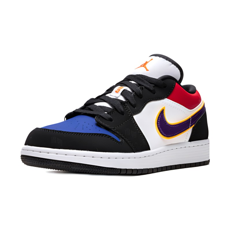Женские кроссовки Jordan Air Jordan 1 Low (красно-бело-синие) — фото 2