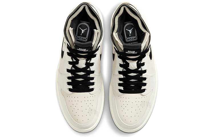 Женские кроссовки Jordan Air Jordan 1 high zoom air cmft "summit white" (бежевыйбелый / черный) — Бежевыйбелый / чёрный — фото 4