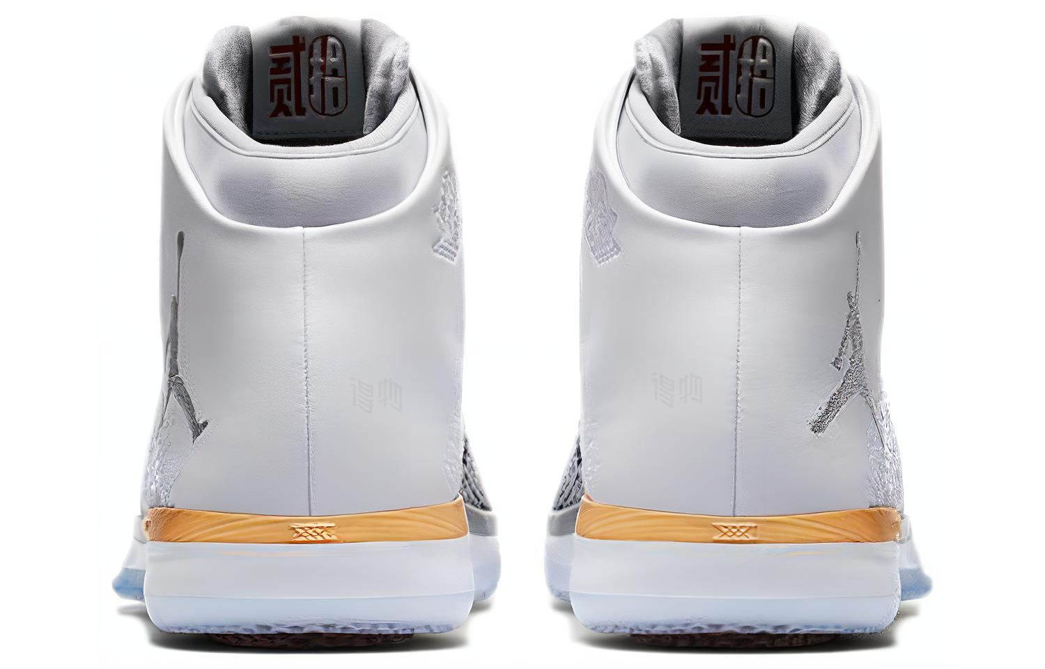 Мужские кроссовки Jordan Air Jordan 31 Chinese New Year OG (бело-черные) — 白/狼灰 — фото 4