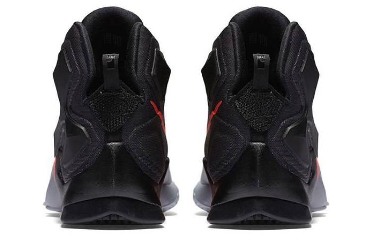Мужские кроссовки Nike Lebron 13 On Court (бело-черные) — 狼灰/黑/酷灰/亮红 — фото 4
