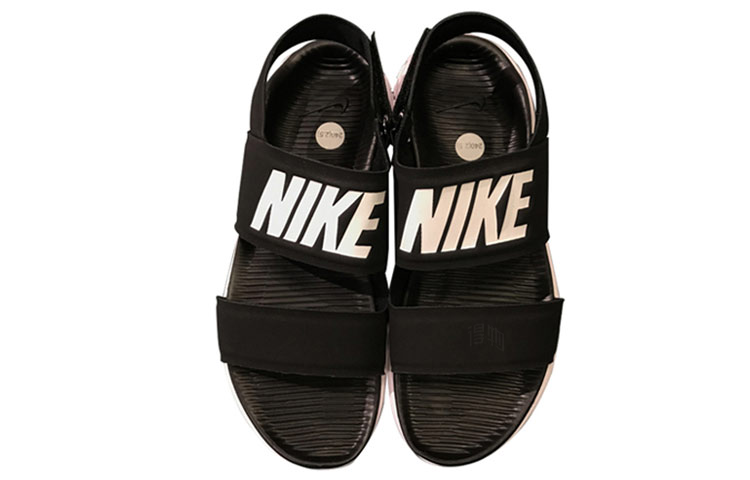 Женские сандалии Nike Tanjun Sandal (черно-белые) — фото 4