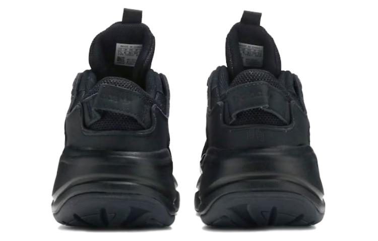 Женские кроссовки adidas Magmur Runner (черно-белые) — фото 4