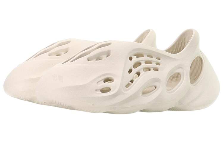 Сабо adidas Yeezy Foam Runner (бежевые) — фото 3