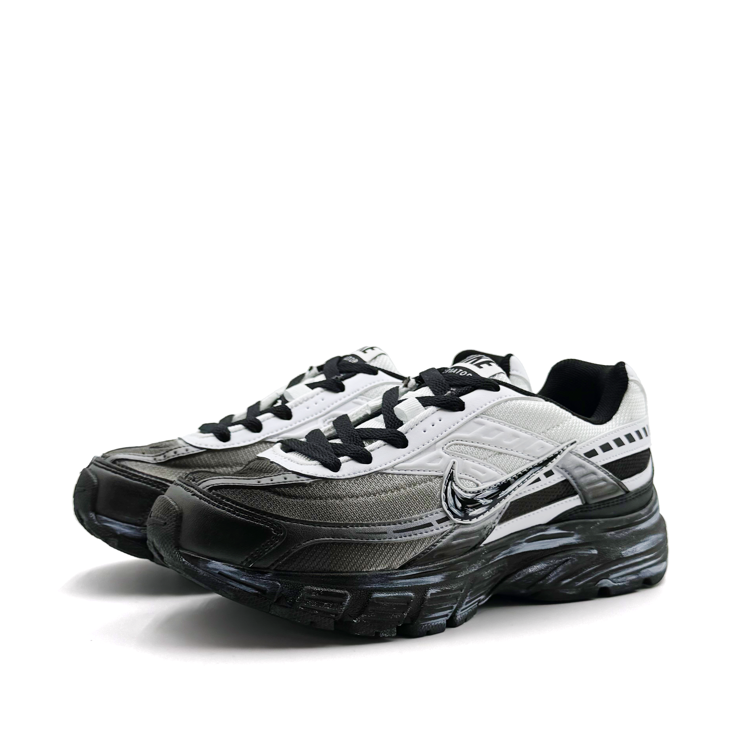 Nike Synthetic Leather, Textile Low top Running Shoes Unisex Black White