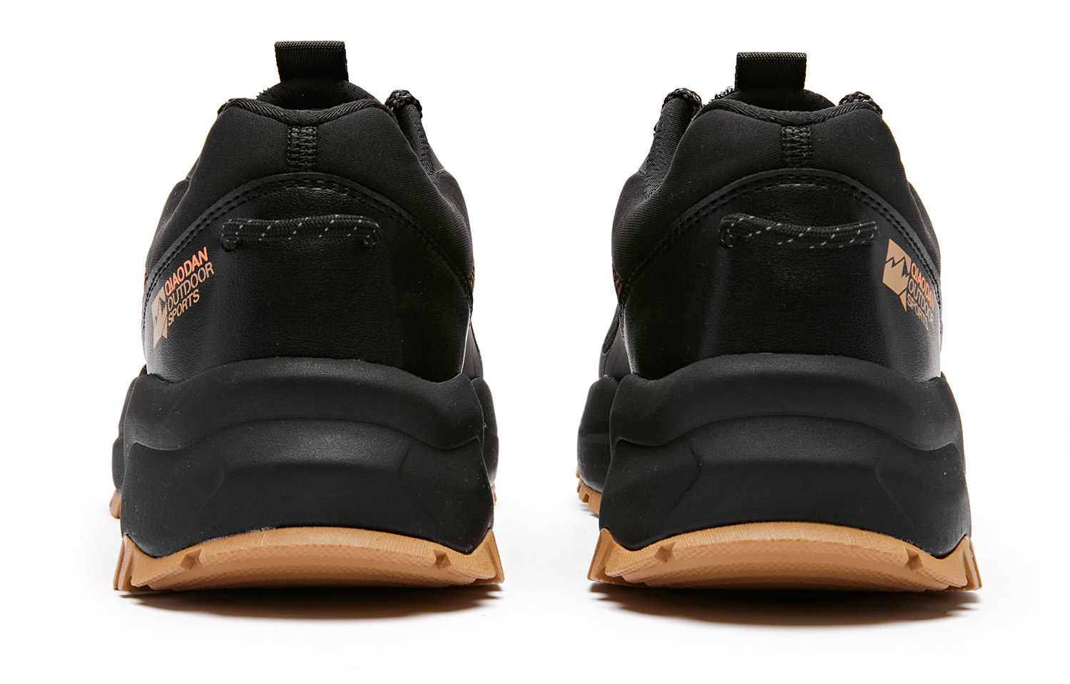 QIAODAN Slip Resistant Abrasion Resistant Low top Casual Running Shoes Men’s Black Brown