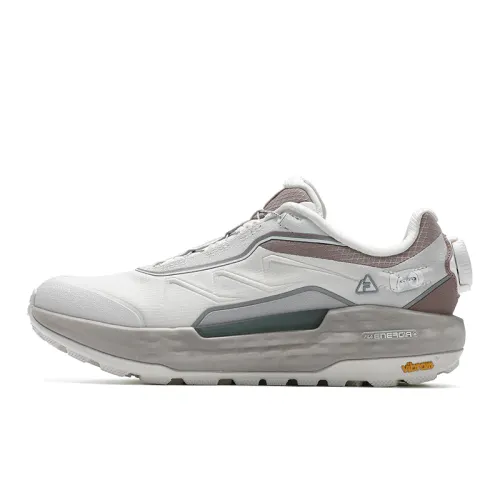 FILA BOA EXPLORER 2 Cushioning, Wear Resistant Low top Outdoor Shoes Women's Star White