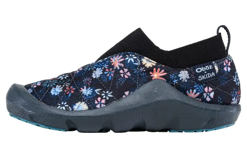 Oboz Footwear Whakatā Puffy Cushioning Slip Resistant Lightweight Thermal Low top Outdoor Shoes Unisex Dark Blue
