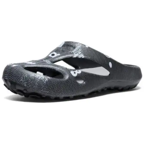 Keen Shanti Closed Toe Slippers Men's Black