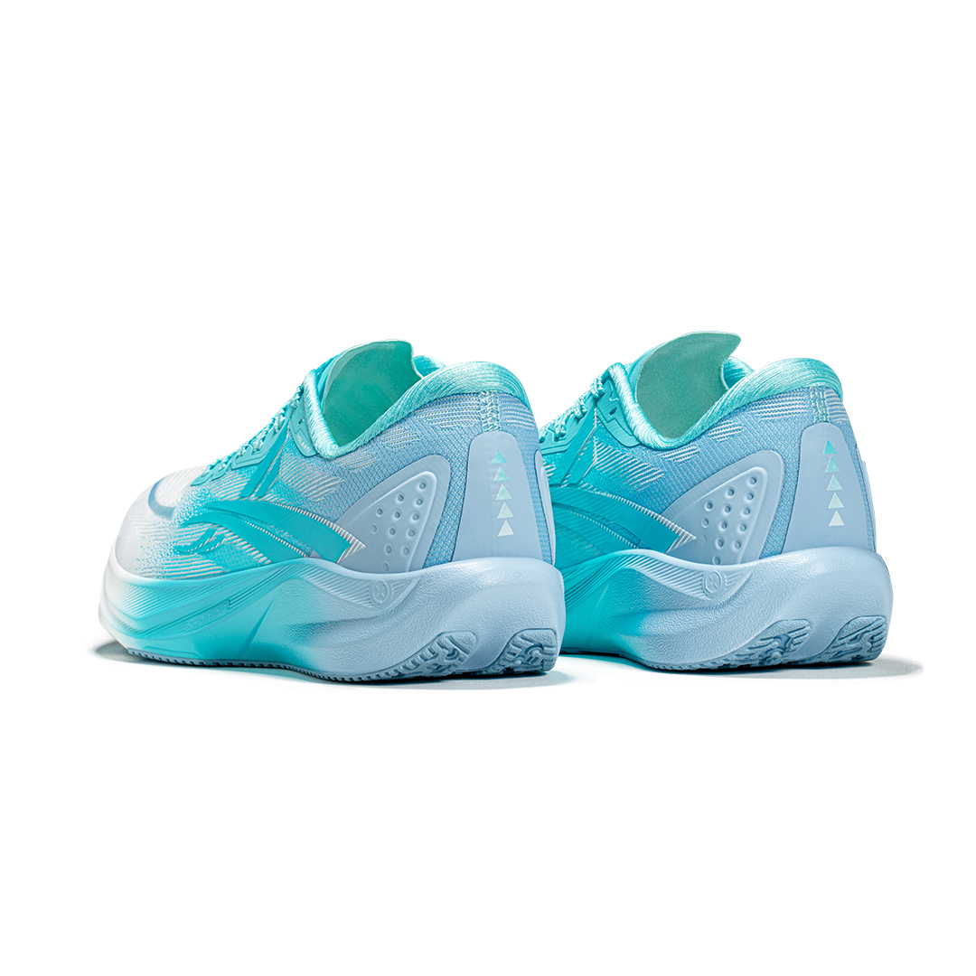 Volanti Dreamy Super Hydrogen Low top Tpu Casual Sprint Physical Fitness Test & Exam Racing Track & Field Competition
