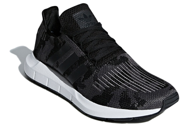 Adidas Swift Run Hk ‘Core Black’