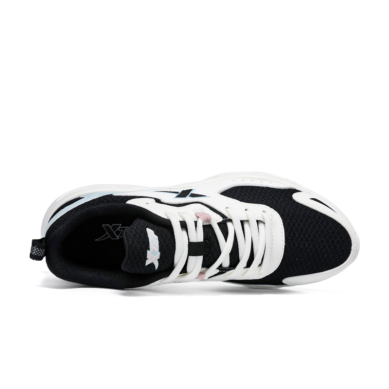 XTEP Fabric Cushioning Lightweight Low top Running Shoes Women’s White Black Green