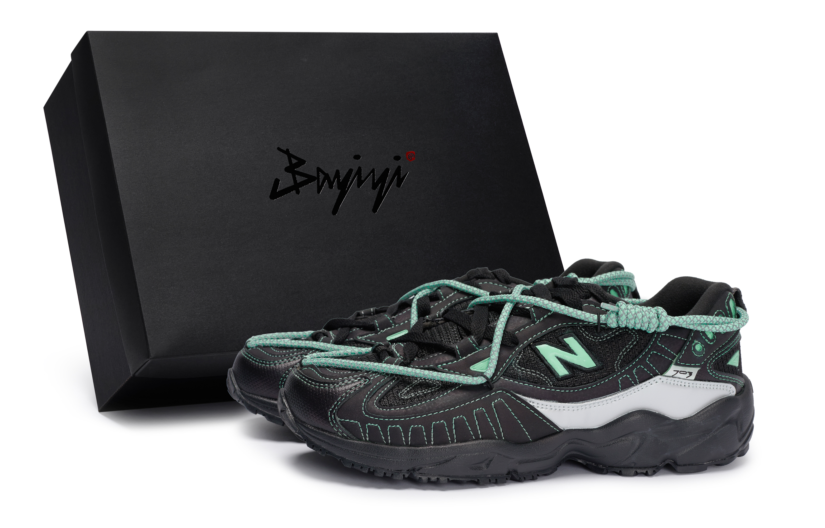 New Balance NB 703 Moisture Wicking And Breathable Low top Outdoor Shoes Women’s Black Green