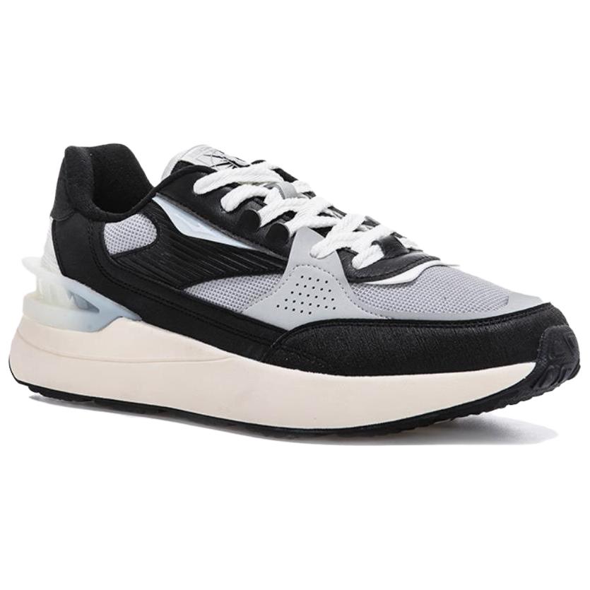 Erke Slip Resistant Abrasion Resistant Low top Running Shoes Men’s Black Gray