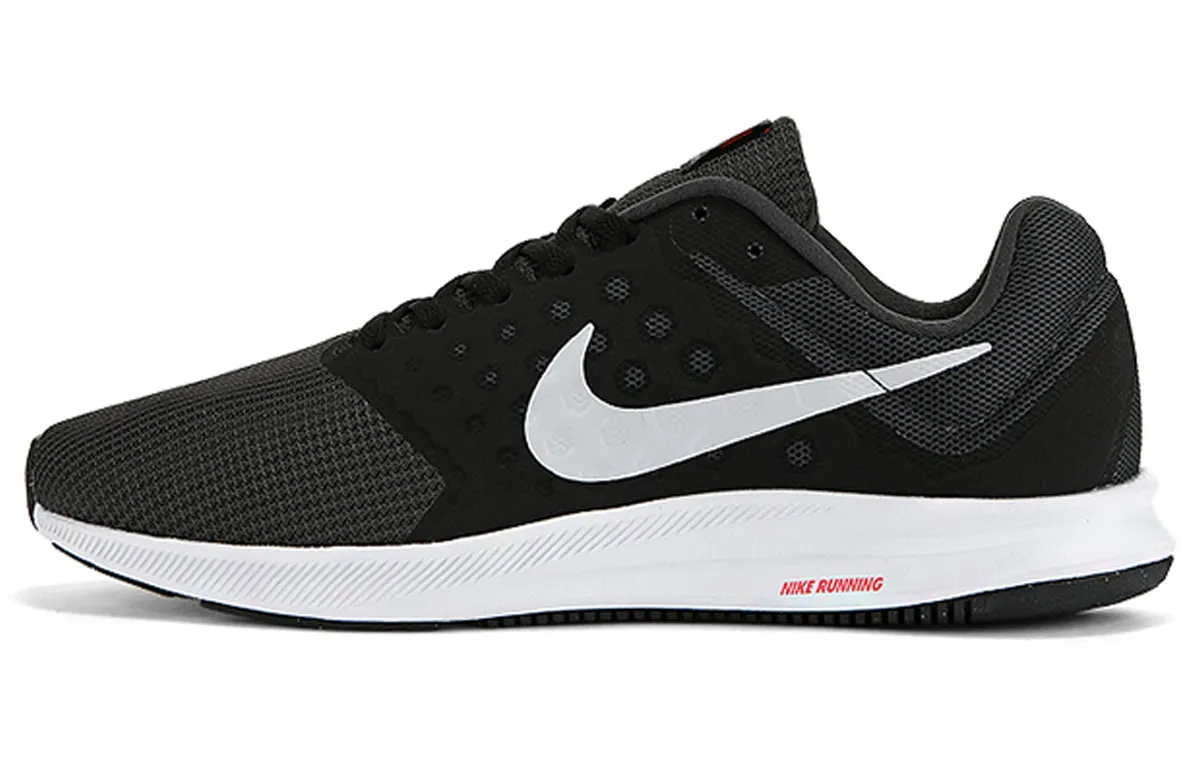 Nike Downshifter 7 Black/White