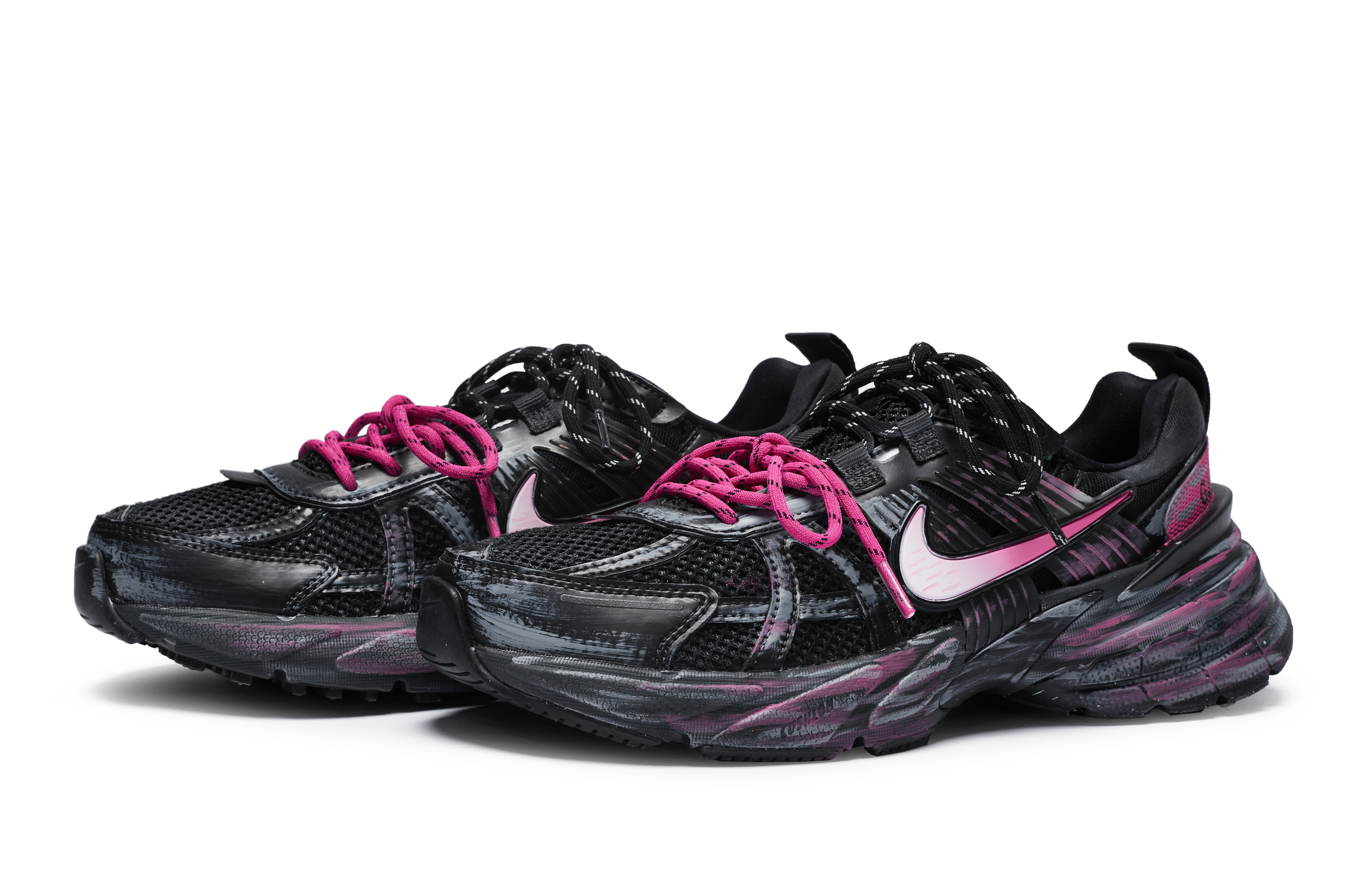 Nike V2K Run Slip Resistant Abrasion Resistant Low top Running Shoes Unisex Black Pink