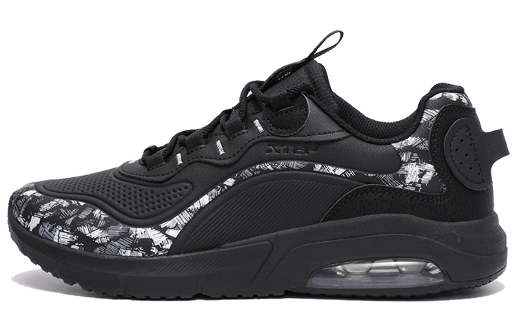 XTEP Breathable Lightweight Coverage Low top Running Shoes Men’s Black White