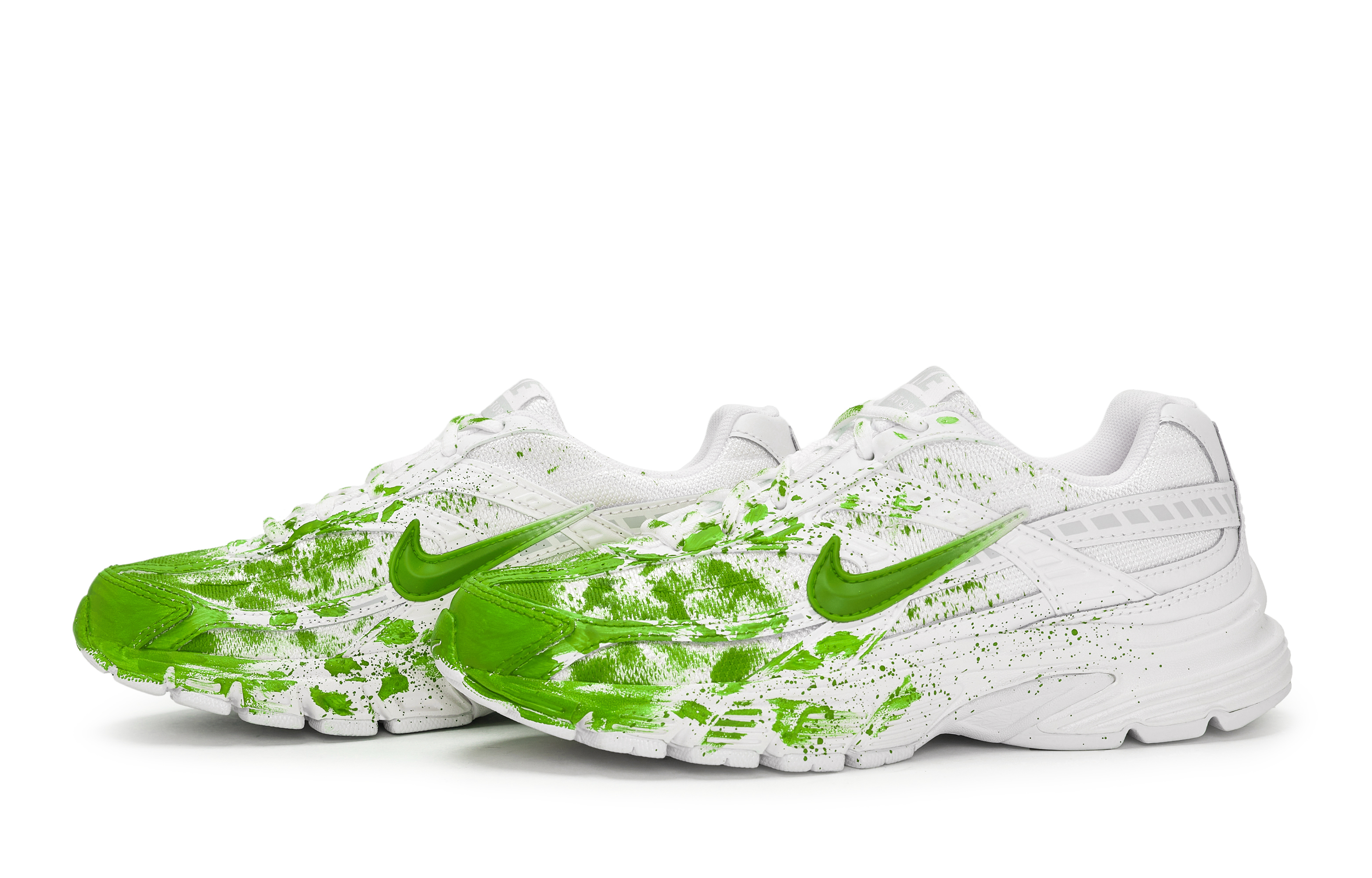 Nike Initiator Slip Resistant Abrasion Resistant Low top Running Shoes Women’s White Cyan Grass Green