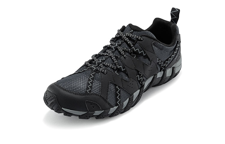 MERRELL Slip Resistant Outdoor Shoes Women’s