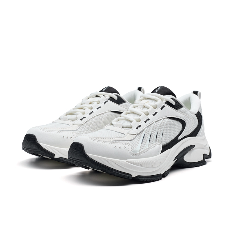 XTEP Slip Resistant Abrasion Resistant Low top Casual Running Shoes Women’s White Black