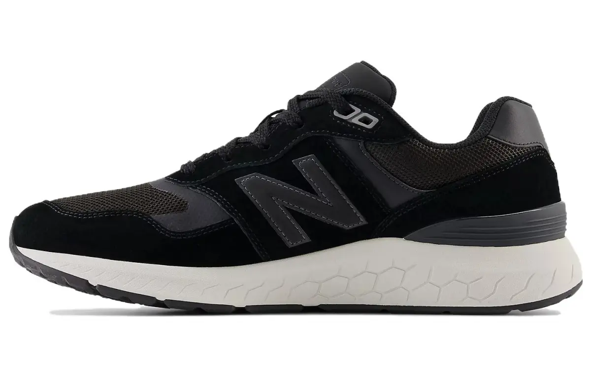 New Balance 880 Black White