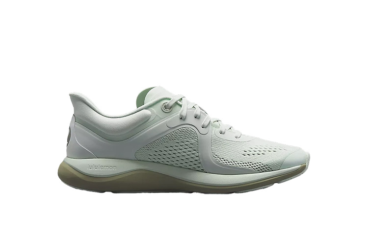 Lululemon Chargefeel Slip Resistant Abrasion Resistant Low top Casual Running Shoes Women’s Light Green