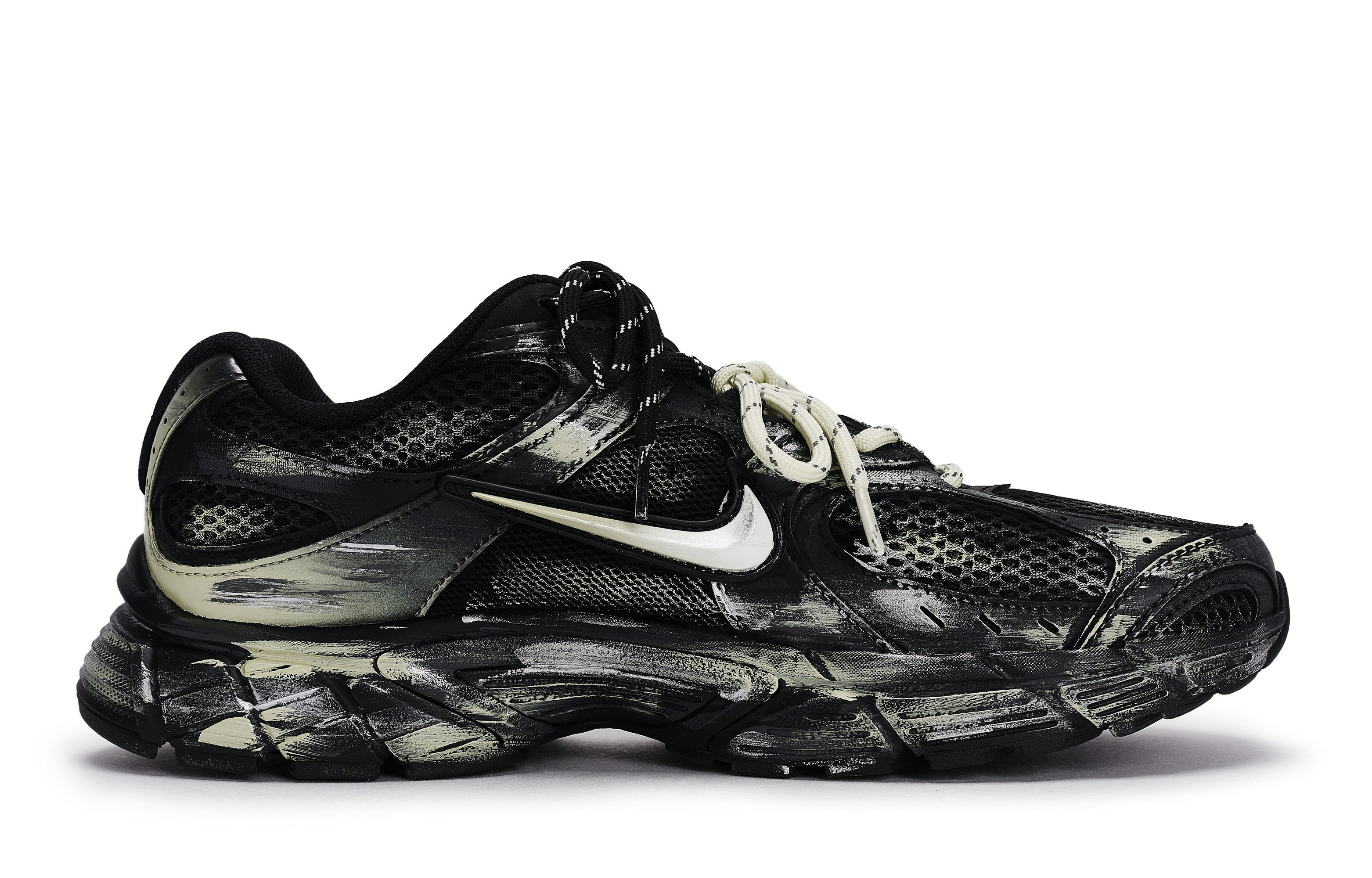 Nike V5 RNR Abrasion Resistant Low top Running Shoes Men’s Black Silver