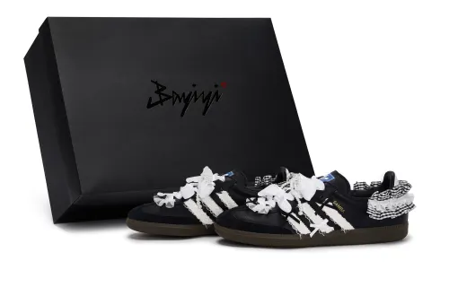 Adidas Originals SAMBA OG 811 Manufacturing, Between The Fingers Ballet, Special Shoe Box