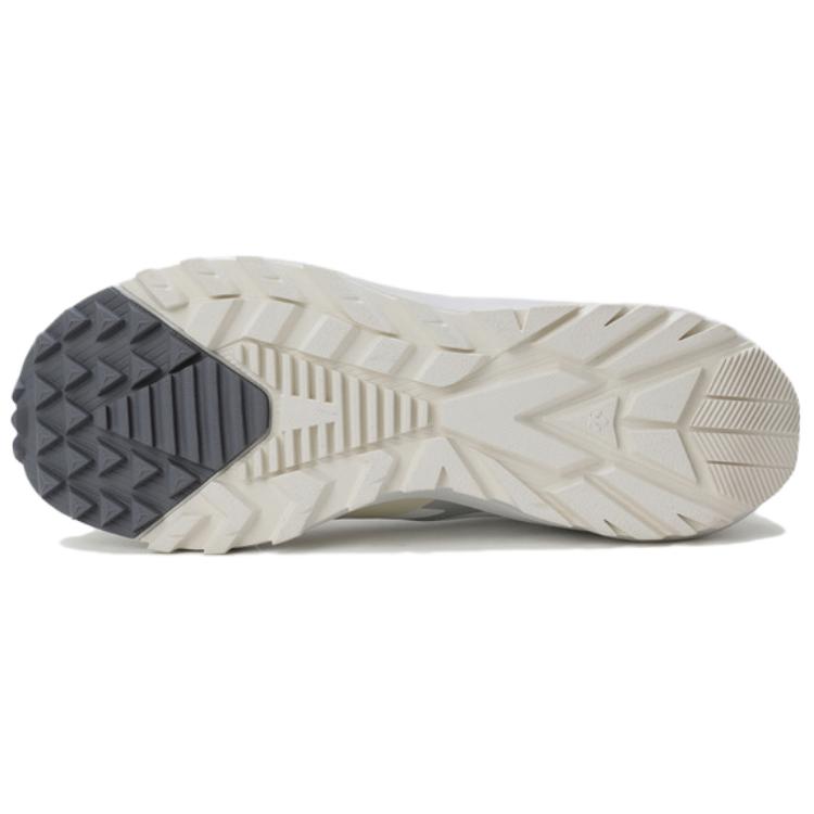 DESCENTE Futec V2 Slip Resistant Abrasion Resistant Low top Running Shoes Unisex White