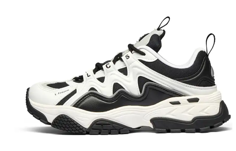 Le Coq Sportif Chunky Sneakers Unisex Low Top Black/White