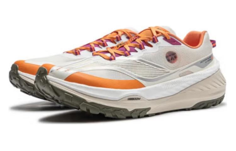 Li Ning Dilu Abrasion Resistant Rebound Low top Running Shoes Women’s Ecru