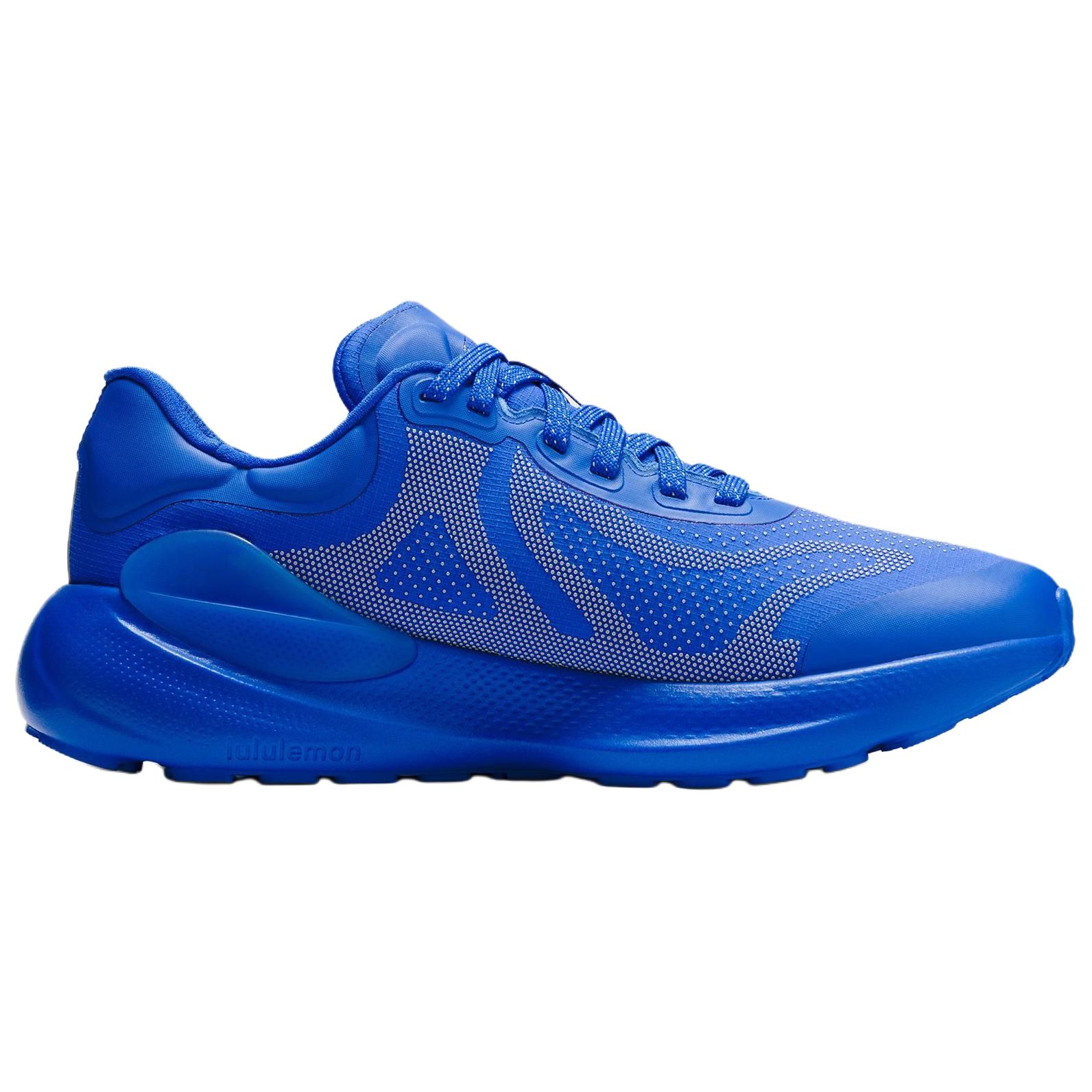 Lululemon Beyondfeel Slip Resistant, Abrasion Resistant, Waterproof Low top Running Shoes Men’s Blue