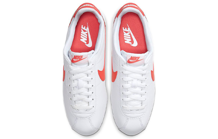 Женские кроссовки Nike Cortez Leather (бело-розовый) — фото 4
