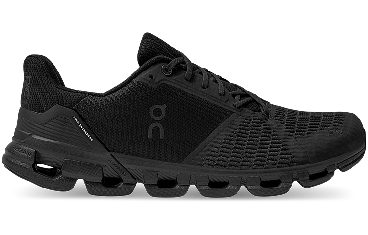 On Cloudflyer ‘Triple Black’