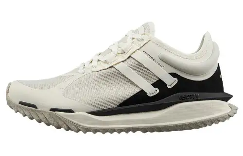 THE NORTH FACE Vectiv Fabric Slip Resistant, Abrasion Resistant, Waterproof Low top Outdoor Shoes Women's White Black