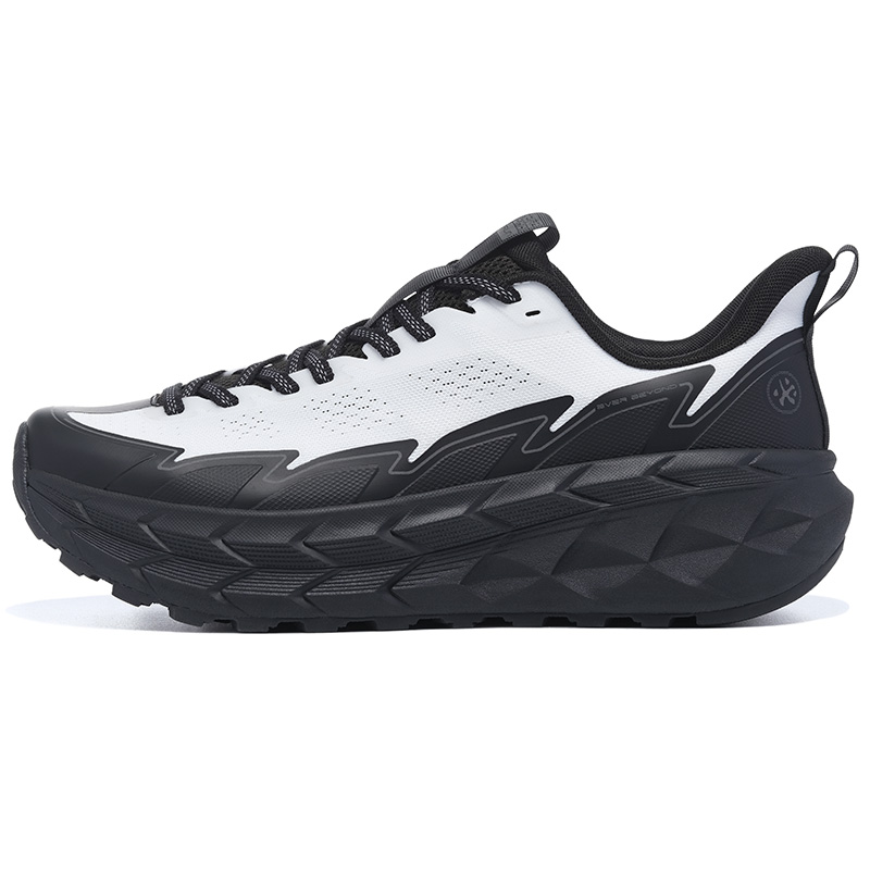 BMAI Expedition, Land Cruiser Cushioning Coverage Support Abrasion Resistant Breathable Slip Resistant Low top