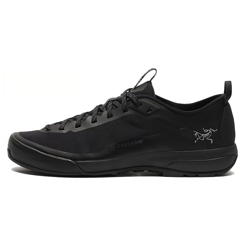 Кроссовки Arcteryx KONSEAL LT Vibram Megagrip (черные)